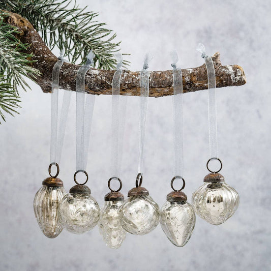 Set of 6 Silver Crackle Glass Baubles - Design Vintage