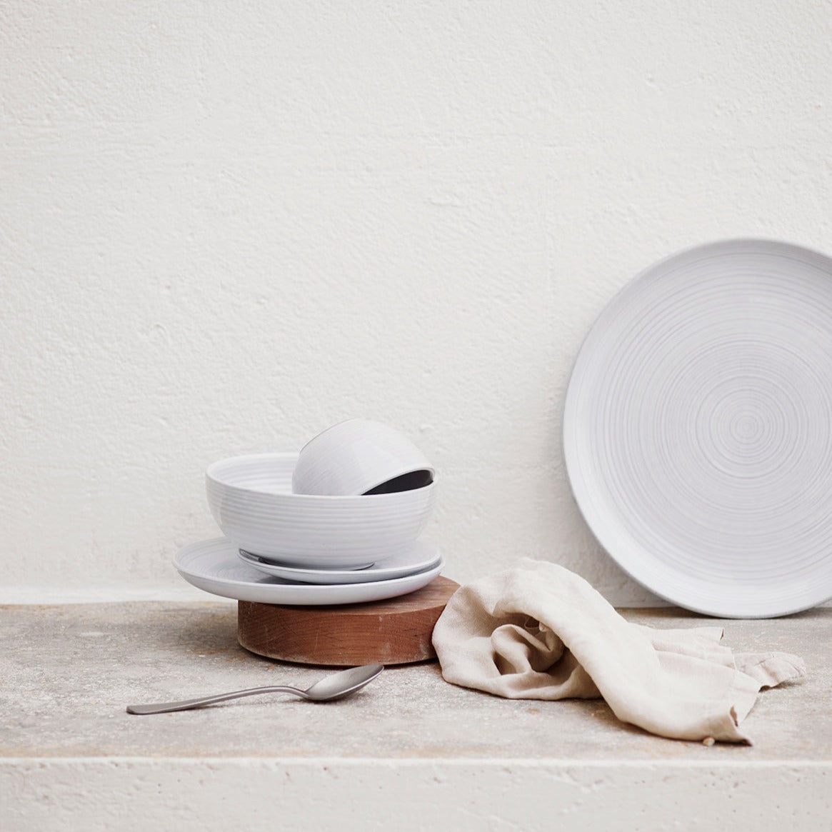 Deli Stoneware Dinner Collection - Design Vintage