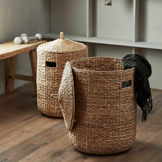 Lidded Laundry Basket - Design Vintage
