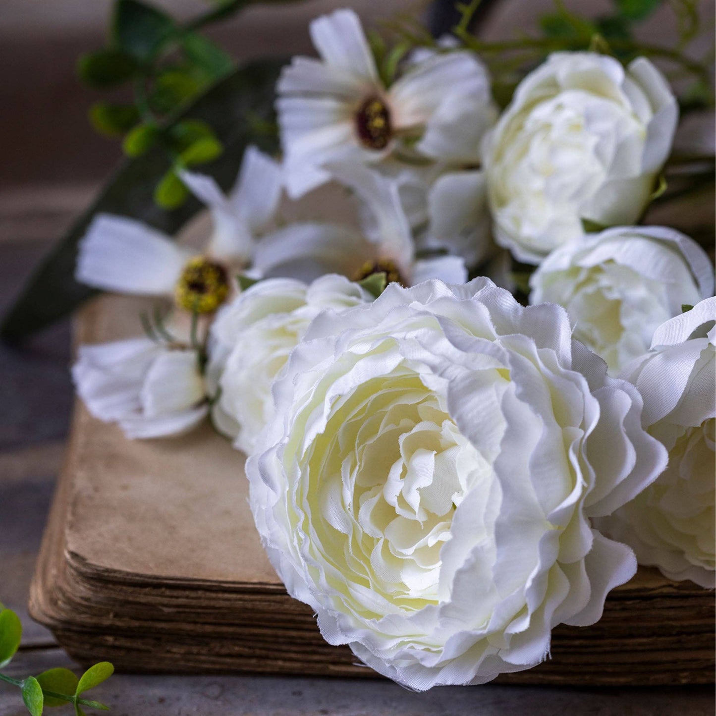 White Botanical Bunch