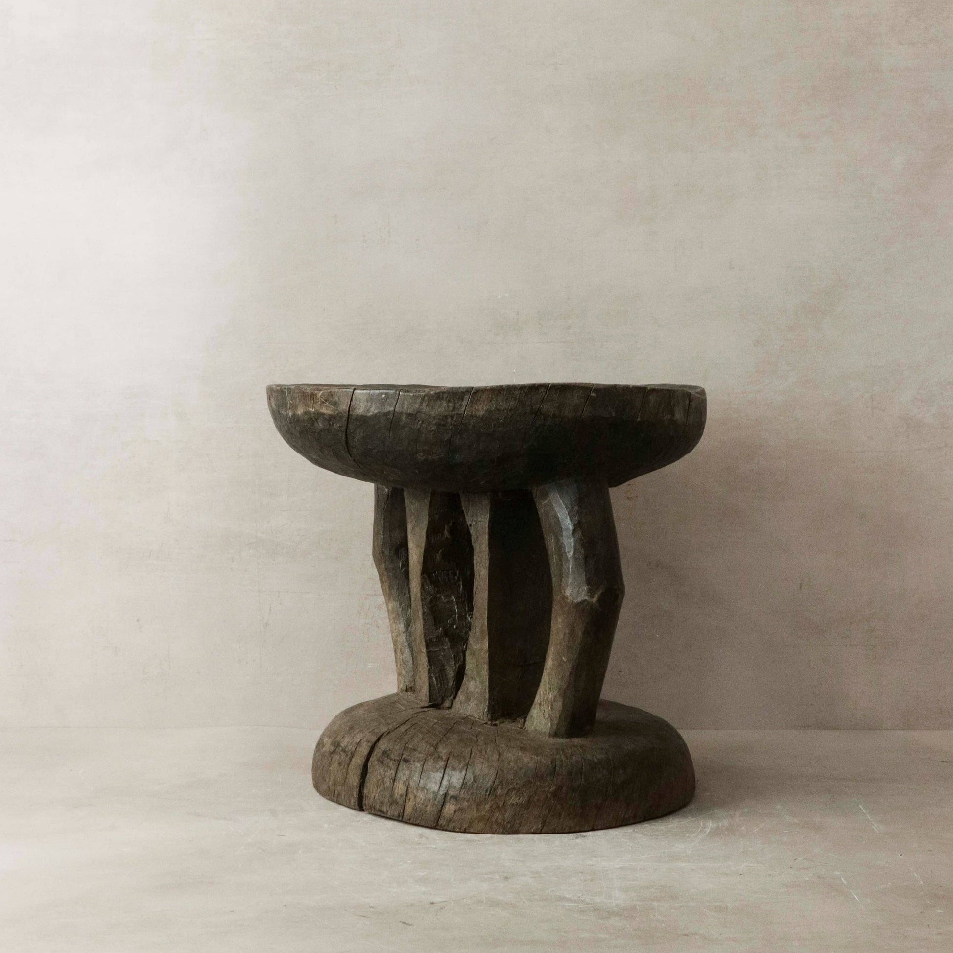 Vintage Tonga Stool No 3 - Design Vintage