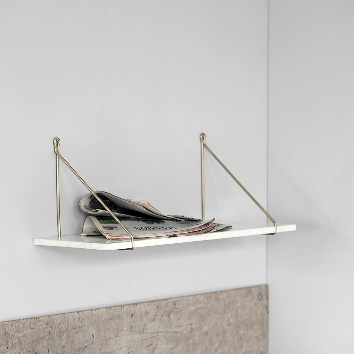 White Marble Shelf - Design Vintage